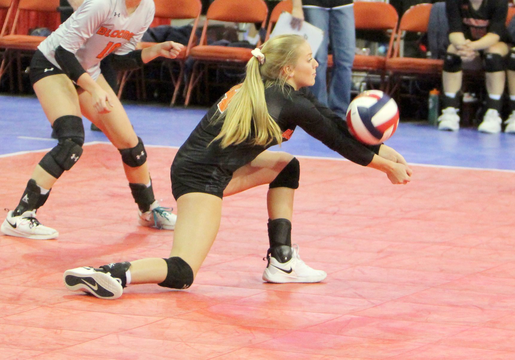 Bloomer volleyball vs McFarland 11-8-19